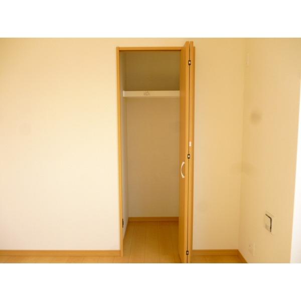 Receipt. 2 Kaiyoshitsu (2) Storage