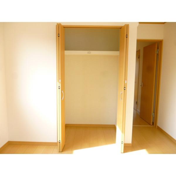 Receipt. 2 Kaiyoshitsu (3) Storage