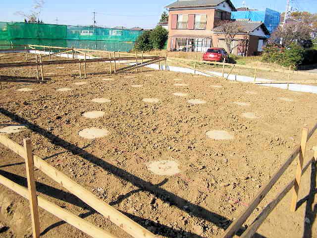 Local appearance photo. Local (12 May 2013) Shooting