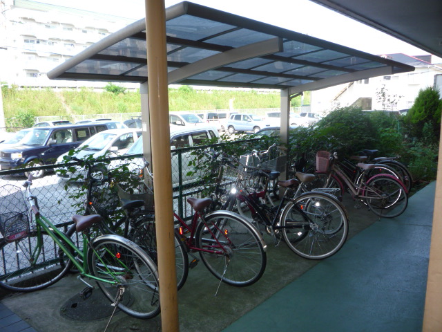 Other common areas. Bicycle parking lot equipped with roof