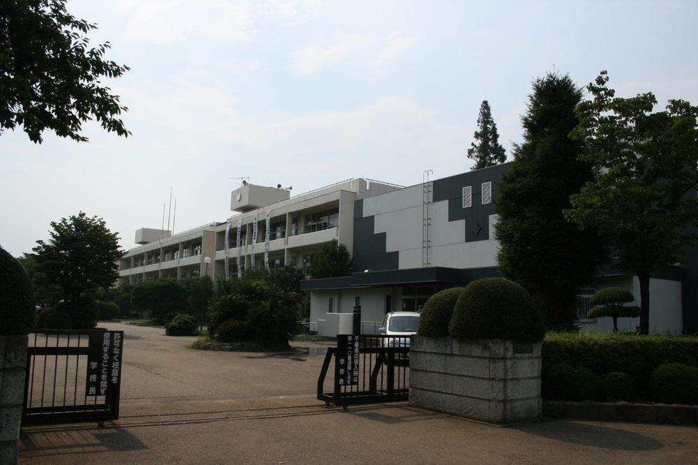 Junior high school. Southern Middle School