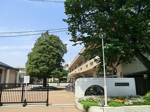 Primary school. Nagareyama 700m to stand Shinkawa elementary school