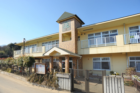 kindergarten ・ Nursery. Kayanoki nursery school (kindergarten ・ 850m to the nursery)