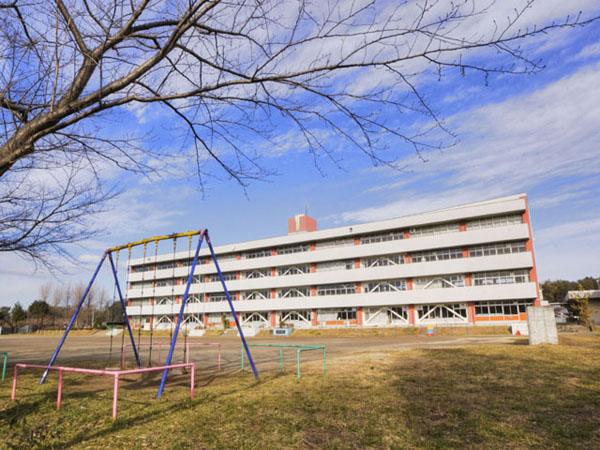 Primary school. Nagareyama 880m up to municipal Minami Yagi Elementary School