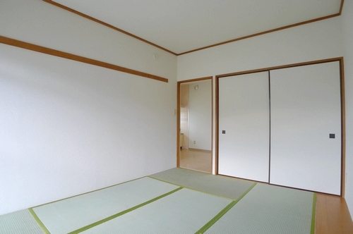 Other room space. Japanese-style calm atmosphere drifts! It is a photograph of another room