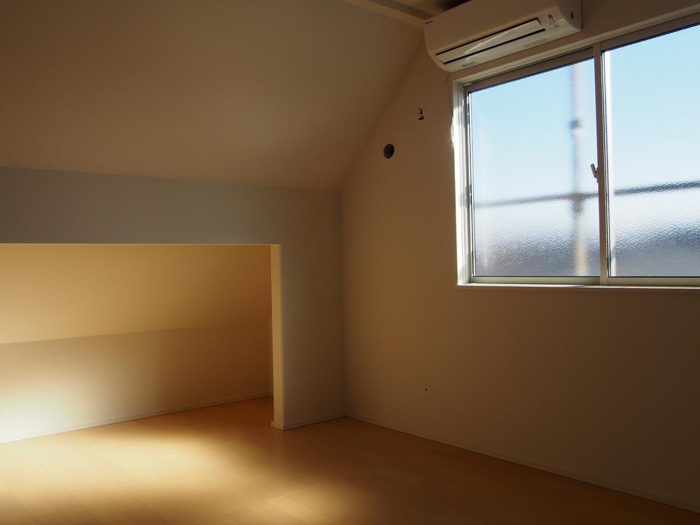 Non-living room. Indoor (12 May 2013) Shooting