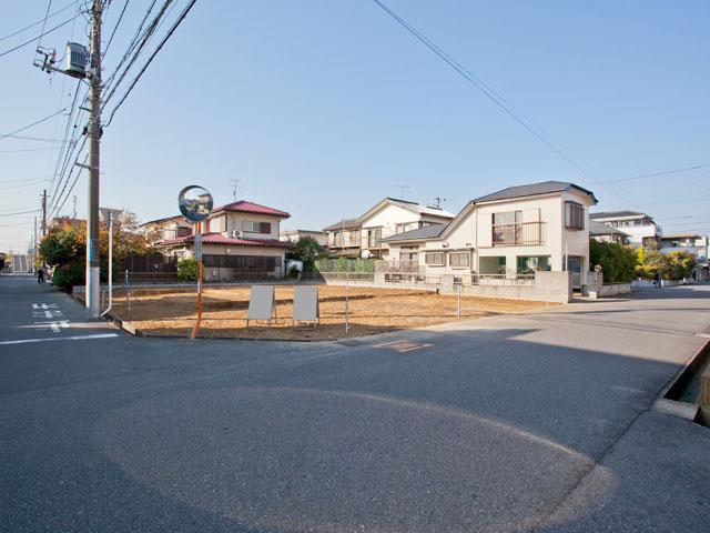 Local photos, including front road