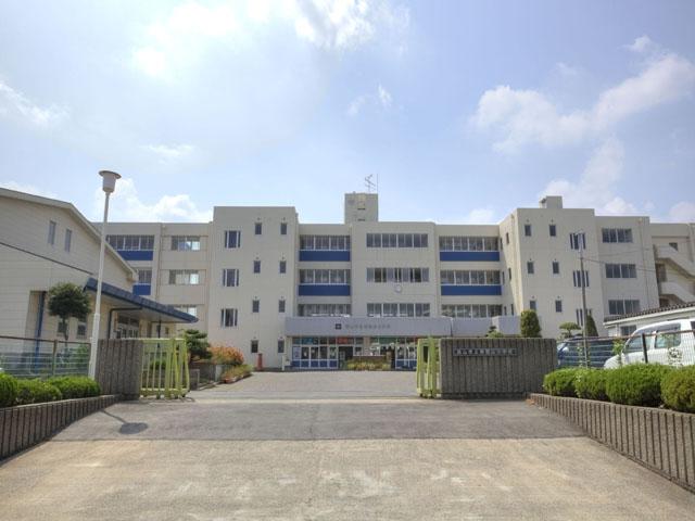 Primary school. Minami Nagareyama until elementary school 185m