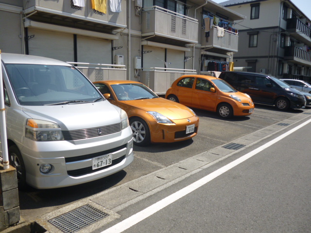 Parking lot. On-site parking equipped for a station near ¥ 5,000-