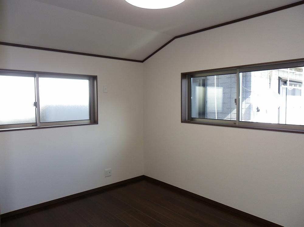 Other introspection. Building 2 room (October 2013) Shooting