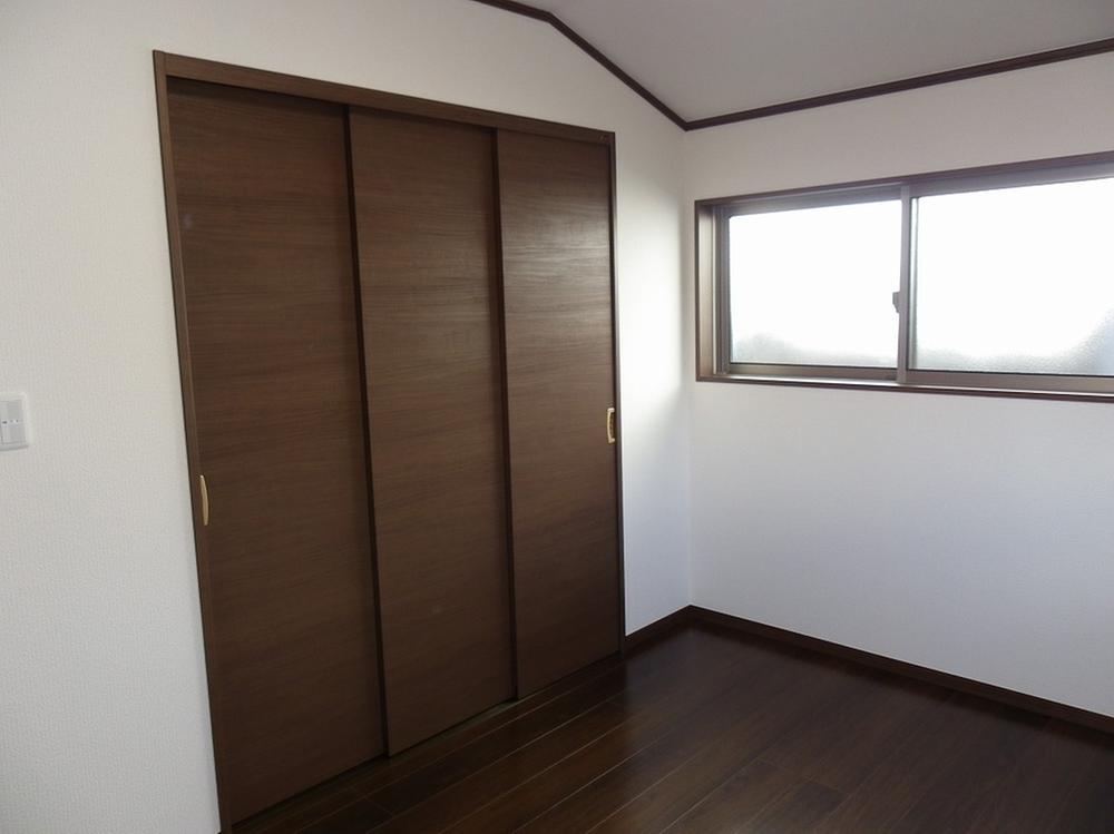 Other introspection. Building 2 room (October 2013) Shooting