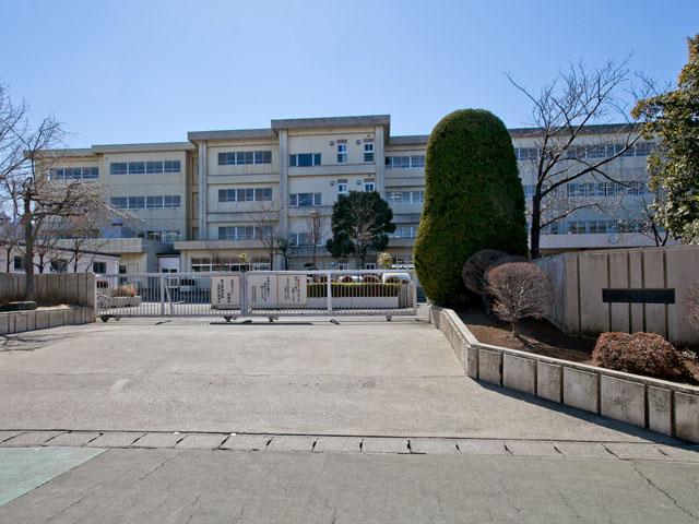 Junior high school. Nagareyama Municipal Minami Nagareyama until junior high school 1100m