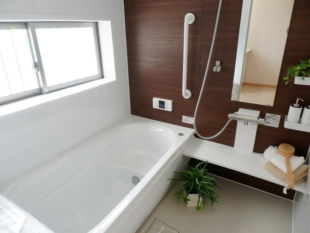 Same specifications photo (bathroom). Same specifications