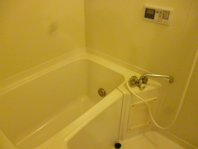 Bath. Add 焚給 Yushiki bathroom