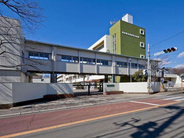 Primary school. Nagareyama Tatsuhigashi to elementary school 1100m