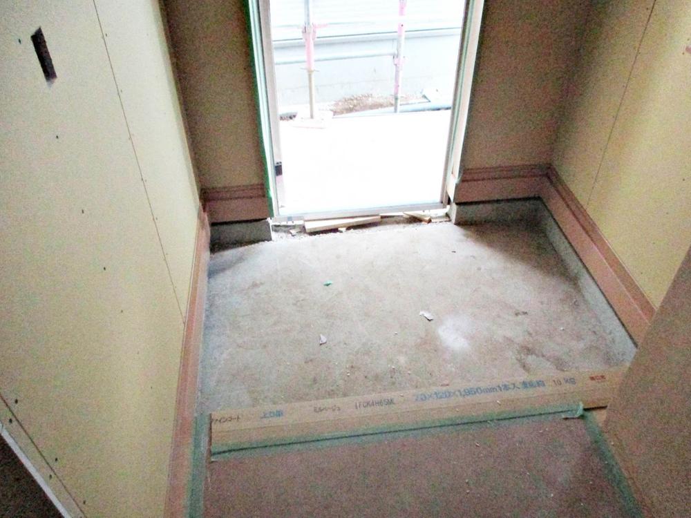 Entrance. Entrance under construction