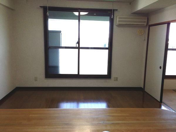 Non-living room. Indoor (July 2013) Shooting