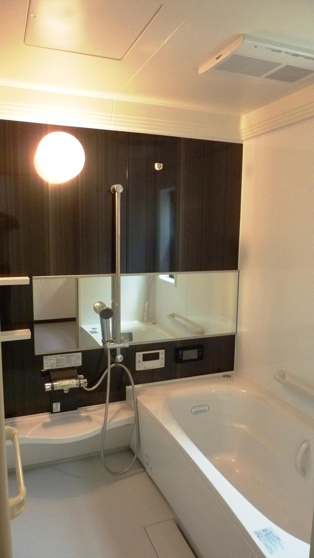 Same specifications photos (Other introspection). Same specifications