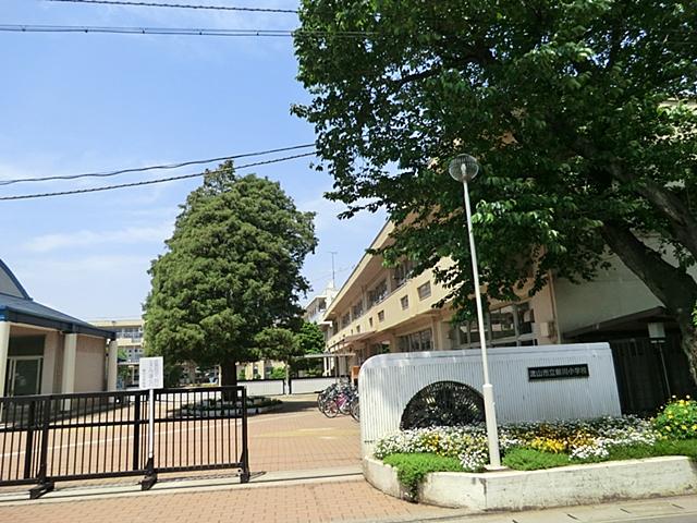 Primary school. Nagareyama 960m to stand Shinkawa elementary school