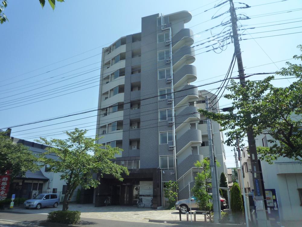 Local appearance photo