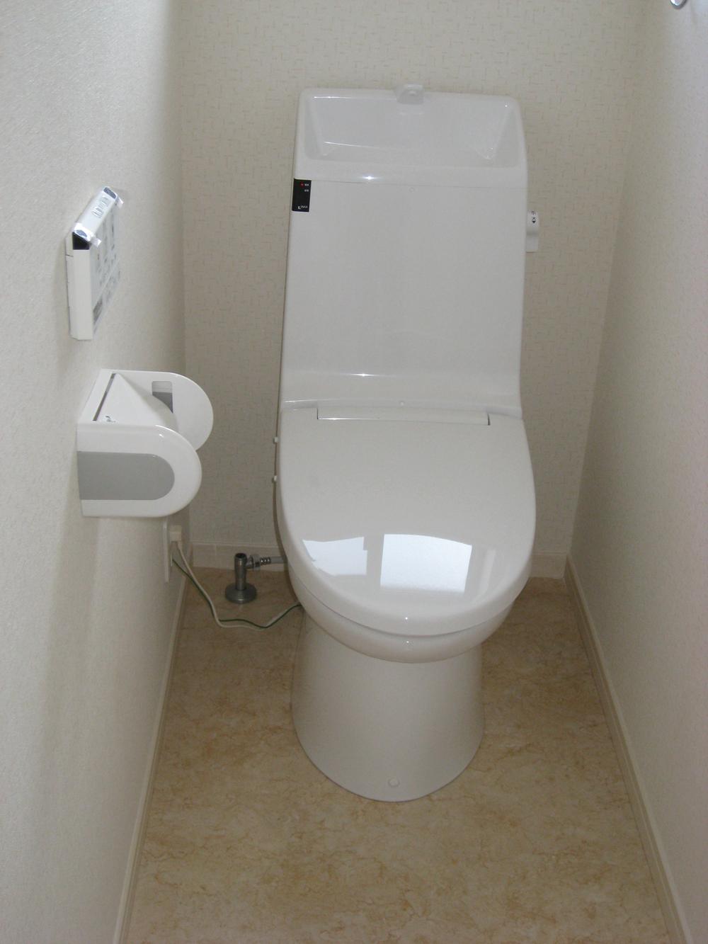 Other Equipment. Shower toilet specifications with automatic washing with 1.2 floor.