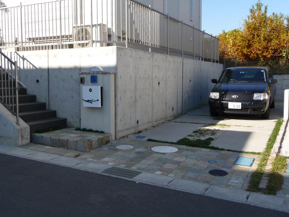 Parking lot
