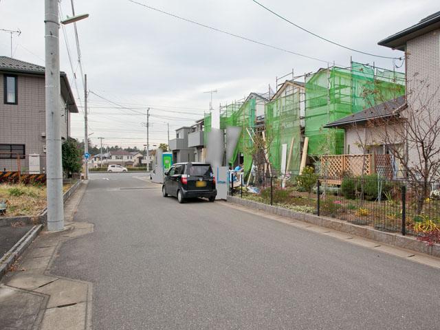 Local photos, including front road