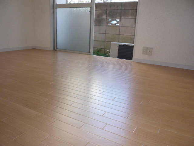 Living and room. Western-style 6 Pledge 1F Japanese-style room type Yes * Remember *