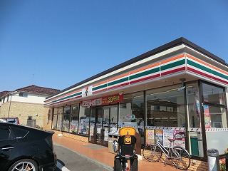 Convenience store. Seven-Eleven Nagareyama Otaka Morinishi store up (convenience store) 521m