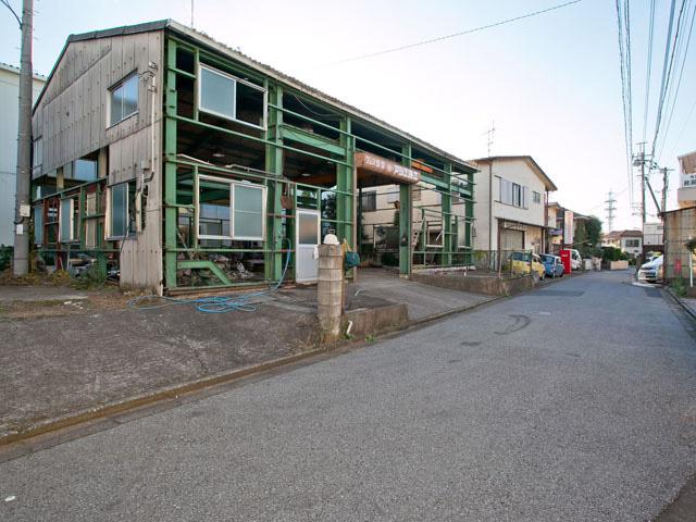 Local appearance photo