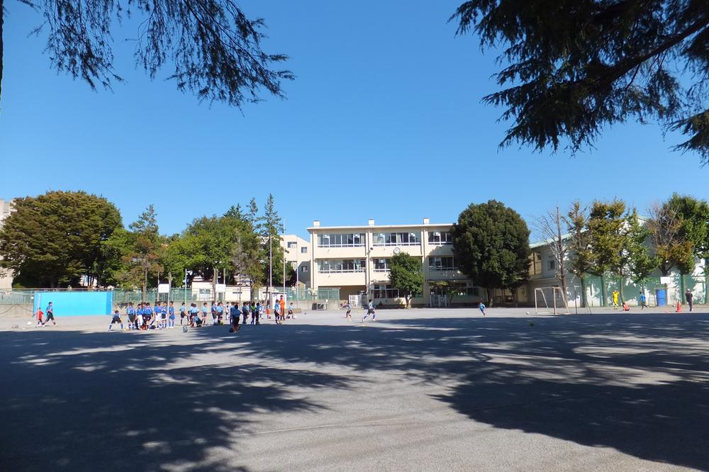 Primary school. Nagareyama 960m up to municipal Yagi North Elementary School