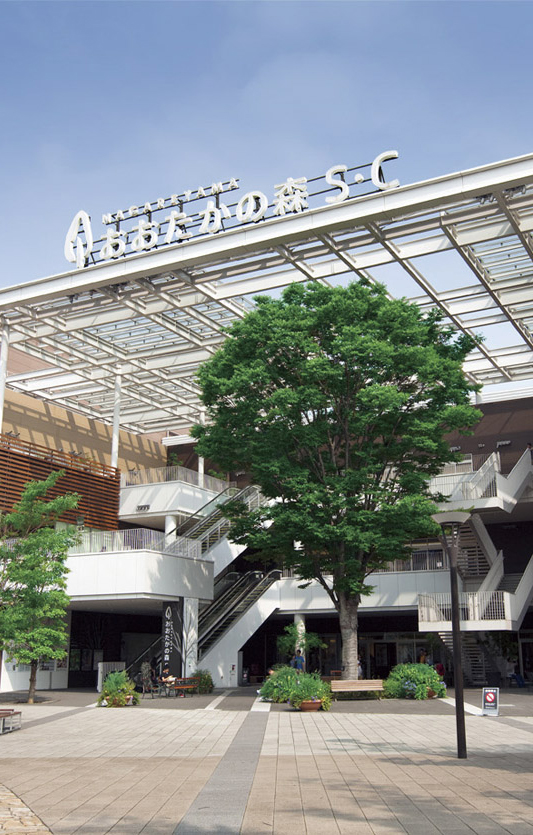 Forest Nagareyama Otaka shopping center (about 440m ・ 6-minute walk)