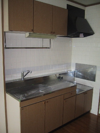 Kitchen. The platform should be spacious used because housing is firmly attached