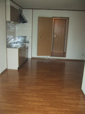 Living and room. It is quire LDK12 spacious