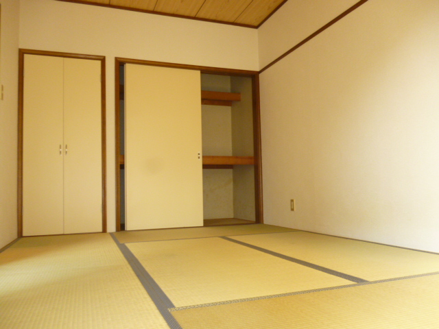 Other room space. Japanese-style room (drawing room) 6 Pledge A bright room