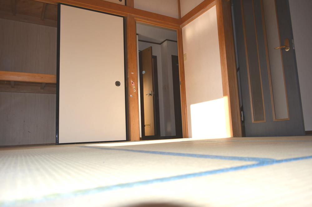 Non-living room. 1F Japanese-style room