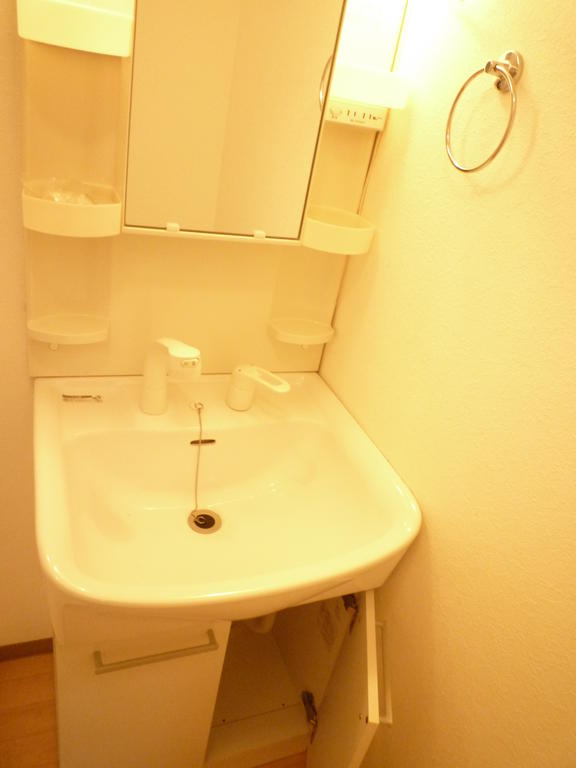 Toilet. Laundry Area Aspect 63cm