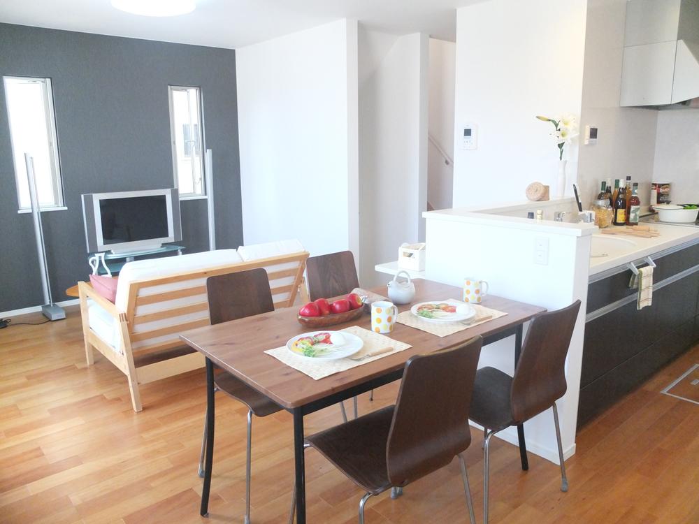 Living. Room (August 2013) Shooting