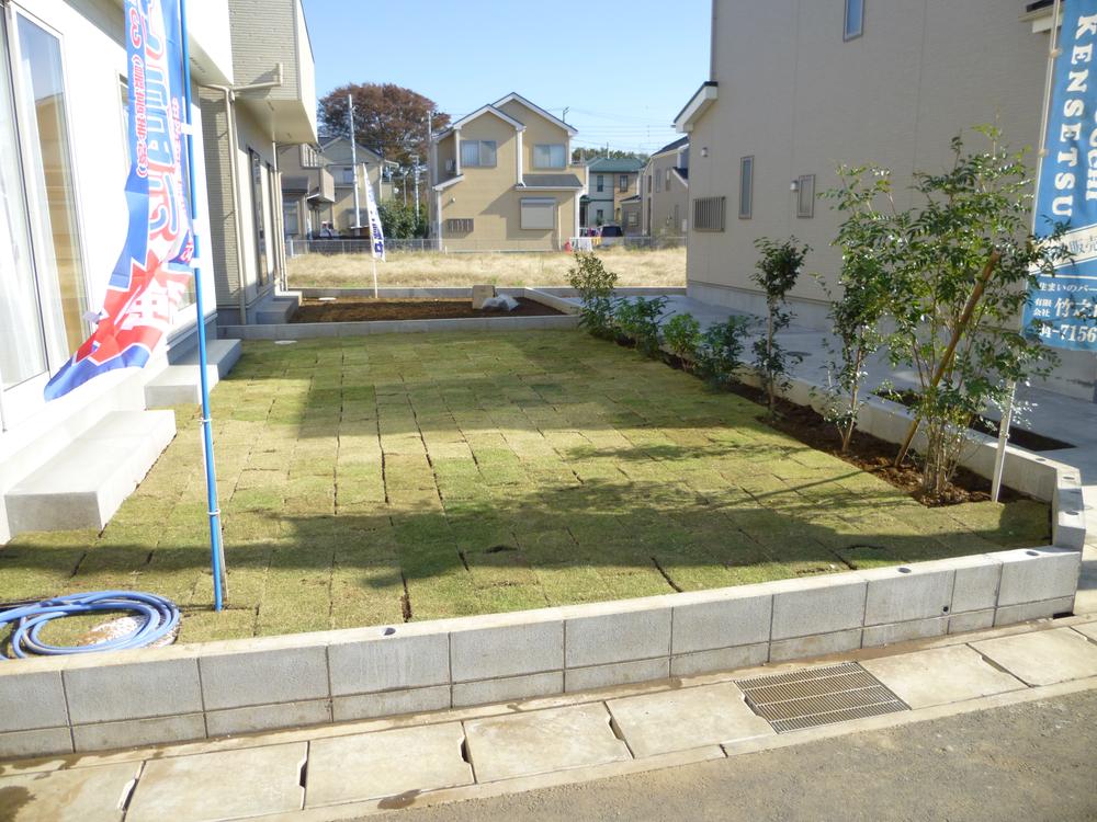 Garden. Local (11 May 2013) Shooting