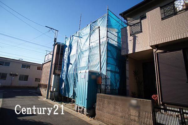 Local photos, including front road. 11 / 21 shooting Completion of framework