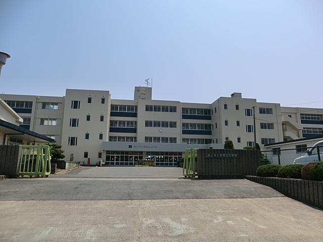 Primary school. Nagareyama Municipal Minami Nagareyama until elementary school 960m