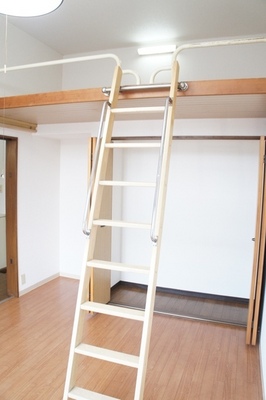 Living and room. loft ・ With storage of the Western-style