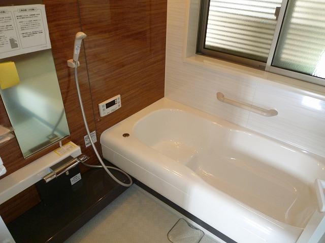 Bathroom. Building 3 room (November 1, 2013) Shooting