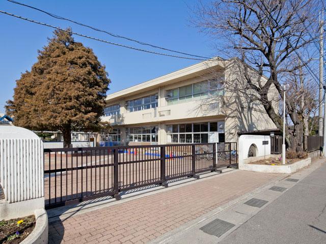 Primary school. Nagareyama 700m to stand Shinkawa elementary school