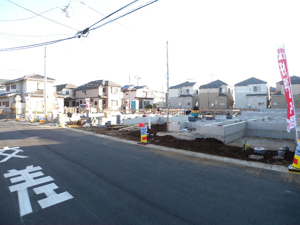 Local appearance photo. Local (12 May 2013) Shooting