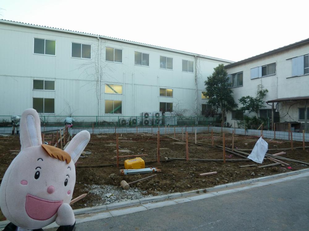 Local appearance photo. 2 Building site (December 24, 2013) Shooting