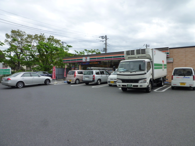 Convenience store. Seven-Eleven Narashino Yatsu 2-chome up (convenience store) 162m