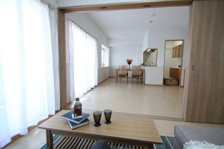 Non-living room. Even with by connecting with the living ◎