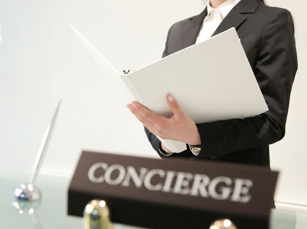 Variety of services.  [Convenient enhancement of services that support every day] With placing the concierge counter to one section of the Grand Lobby, Offer a wide range of services to support the daily life. Hotel-like services, It will increase the quality of life. (image)