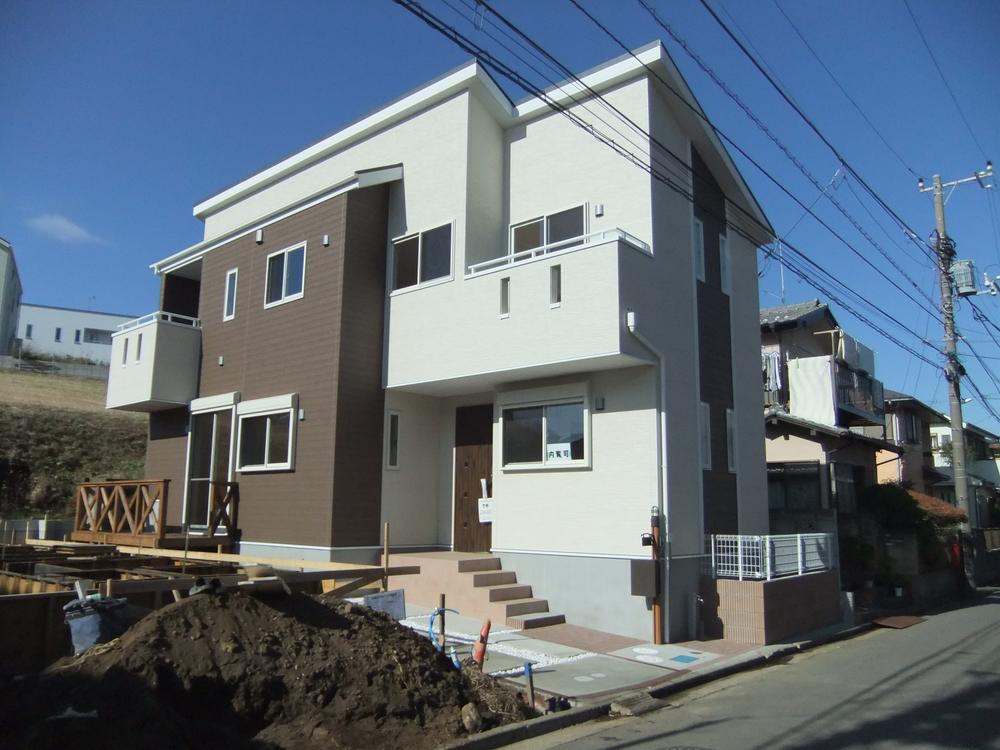 Local appearance photo